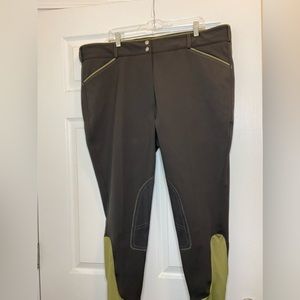 Dover Saddlery Wellesley KP breech.